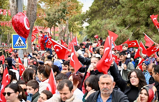 Malatya'da Cumhuriyet'in 102. yılı coşkuyla kutlandı