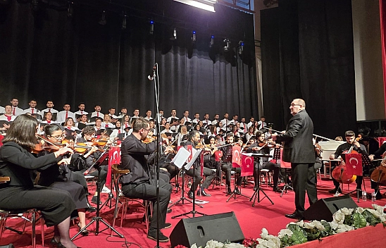 Malatya'da Cumhuriyet Konseri Çoşkusu!