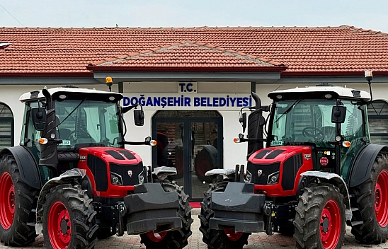Malatya'da deprem sonrası tarımına güç katacak traktör desteği