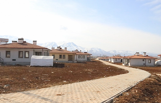 Malatya'da Depremzedeler Yeni Evlerine Kavuşuyor!
