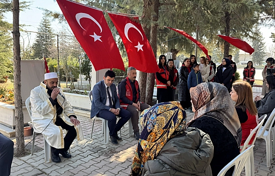 Malatya'da devlet korumasındaki çocuklardan anlamlı ziyaret