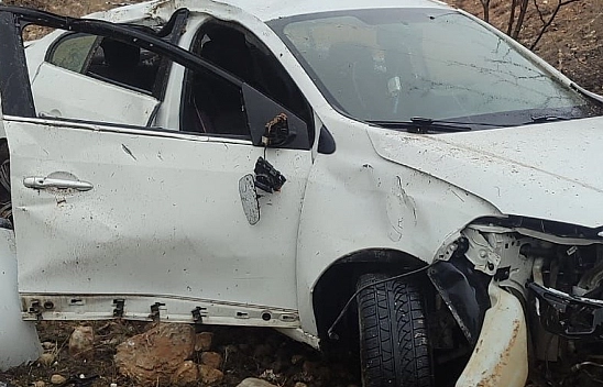 Malatya'da direksiyon hakimiyetini kaybeden sürücü şarampole yuvarlandı