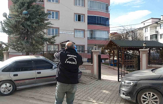 Malatya'da evinde kanlar içerisinde bulunan şahıs hastaneye kaldırıldı