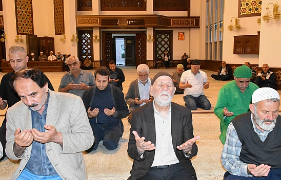 Malatya'da Filistin ve Şehitler Anısına Dua!