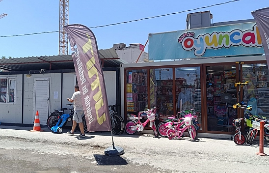 Malatya'da fırsatçılığın böylesi! Muhtarlık konteyneri depoya çevrildi