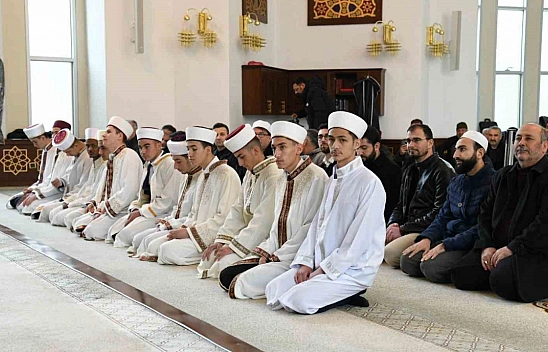 Genç Hatipler Minberde! Malatya'da Hutbe Okuma Yarışması Finali Yapıldı