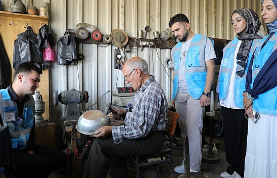 Malatya'da gençler, ahilik haftasında esnaflarla bir araya geldi