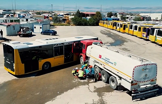 Malatya'da gerçeği aratmayan kaza tatbikatı: Otobüs ve tanker çarpıştı