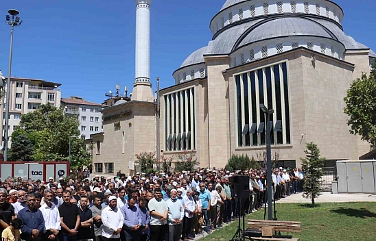 Malatya'da gıyabi cenaze namazı kılındı