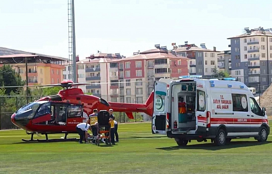 Malatya'da hava ambulansı 76 yaşındaki hasta için havalandı