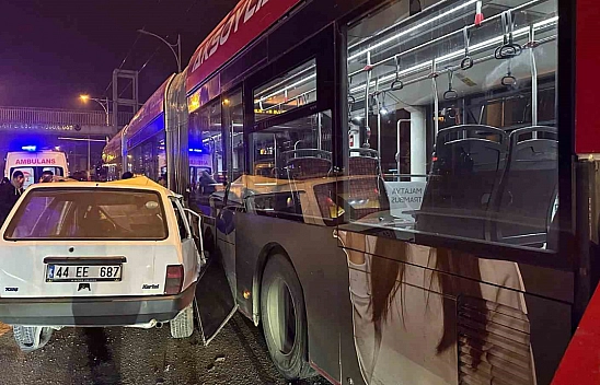 Malatya'da iki ayrı kaza 5 yaralı