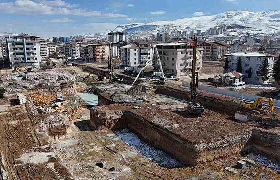 Malatya Şantiyeye Dönüştü: Depremzedeler İçin Yeni Konutlar Yükseliyor