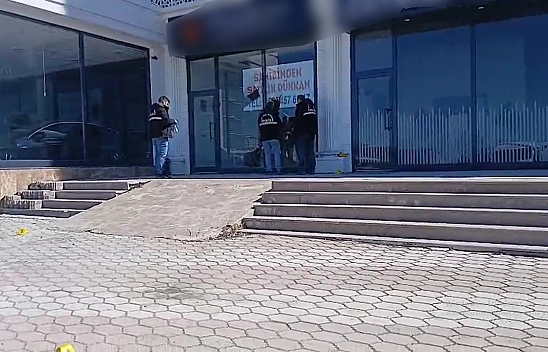 Malatya'da iş yerini kurşun yağdırdılar: Polis şüphelilerin peşinde