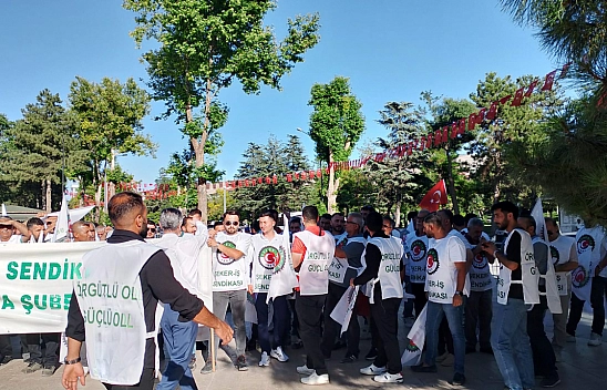 Malatya'da işçi sokağa indi: Geçinemiyoruz….!