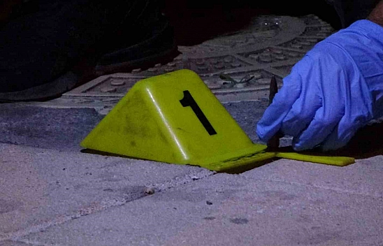 Malatya emniyeti harekete geçti: Kaldırımda dolu kalaşnikof mermisi bulundu...