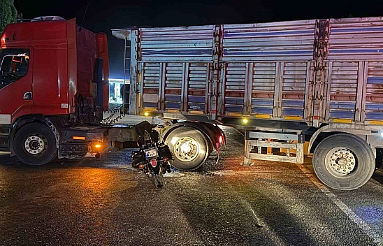 Malatya'da feci kaza! Kamyon ile motosiklet çarpıştı: 1 yaralı