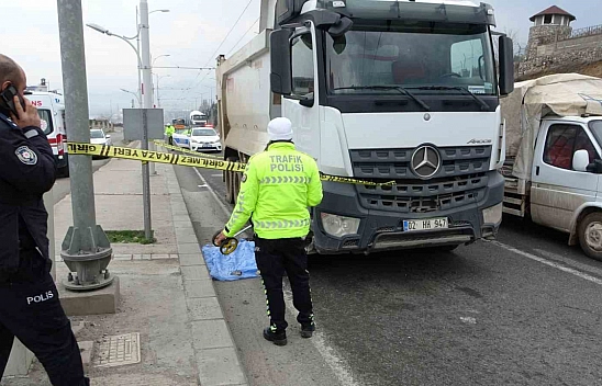 Malatya'da Kamyon Kazası: 1 Ölü