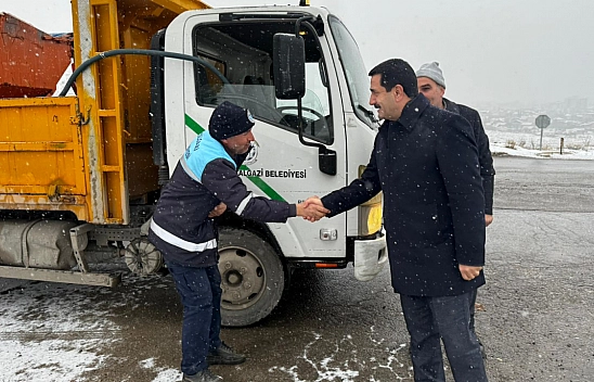 Malatya'da kar mesaisi: 104 mahallede ulaşım için seferberlik