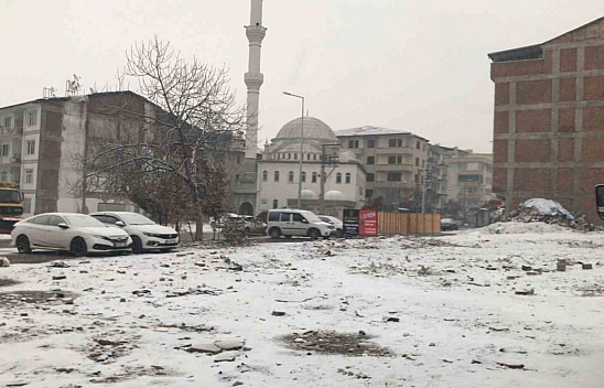 Malatya'da kar yağışı etkili oluyor