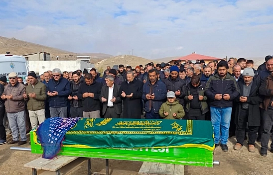 Malatya'da Gözyaşlarıyla Defnedildi