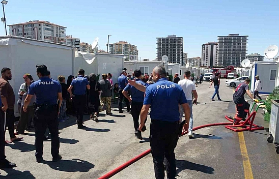 Malatya'da konteyner kentte korkutan yangın