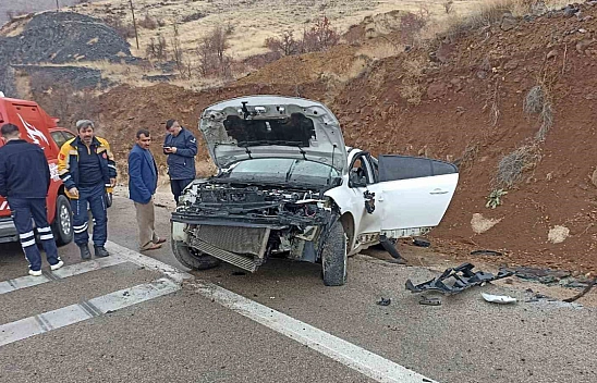 Malatya'da araç devrildi: 6 yaralı