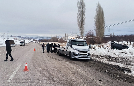 Malatya'da Kuş Sürüsünden Kaçmak İsterken Takla Attı: 1 Yaralı