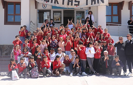 Malatya'da Minik Kalplere Beşiktaş Dokunuşu