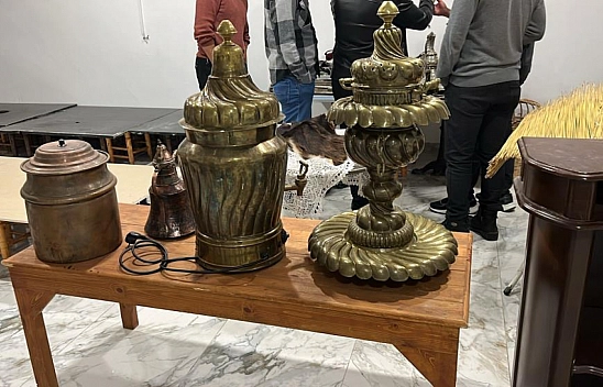 Malatya'da Nostalji Rüzgarı:Antika Müzayedesi Büyük İlgi Topladı!