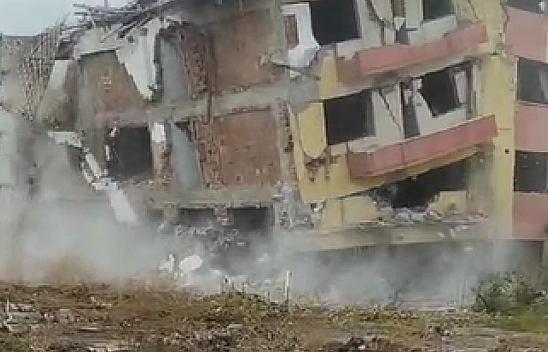 Malatya'da O Mahallede Değişim Başlıyor! İlk Yıkım Tamamlandı...