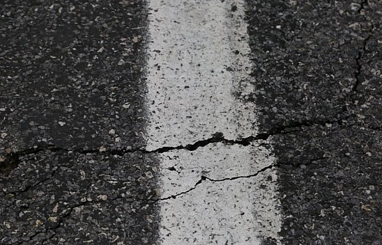 Malatya'da o mahalledeki yol 5 cm yer değiştirdi