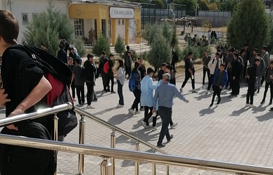 Malatya'da Okullar Boşaltılıyor..!