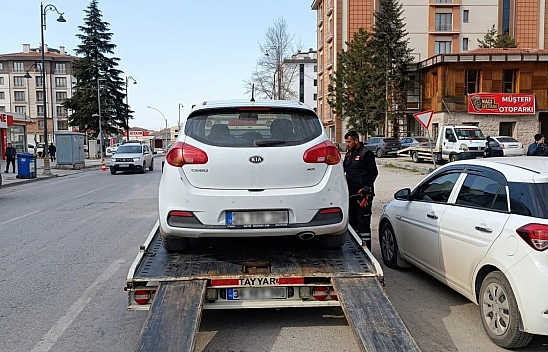Malatya'da Önce Yol Kesti Sonra Sopa Çekti: Emniyet Affetmedi | 180 Bin TL Ceza