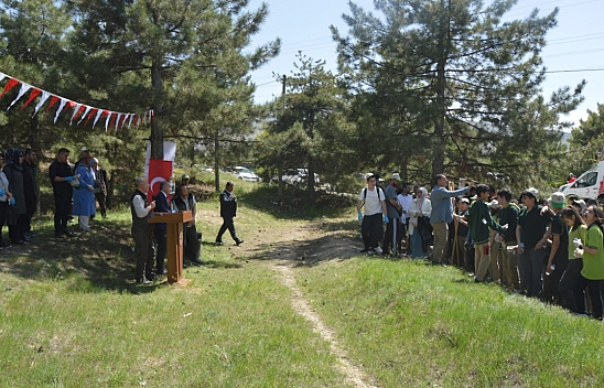 Malatya'da 'Orman Benim' duyarlılığı: Öğrenciler ormanı temizledi