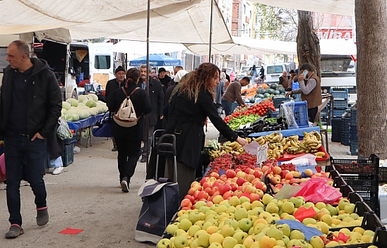 Malatya'da pazarın tadı kaçtı! Hem esnaf hem vatandaş dertli…