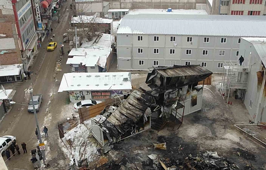 Malatya'da yangının hasarı sabah ortaya çıktı
