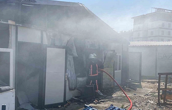 Malatya'da şantiyede korkutan yangın