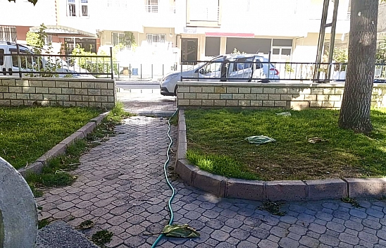 Malatya'da su sıkıntısı varken park çeşmesinde aracını yıkadı!!