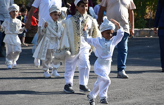 Malatya'da Sünnet Şöleni: Üstü Açık Otobüsle Kent Turu ve Lunapark Keyfi...