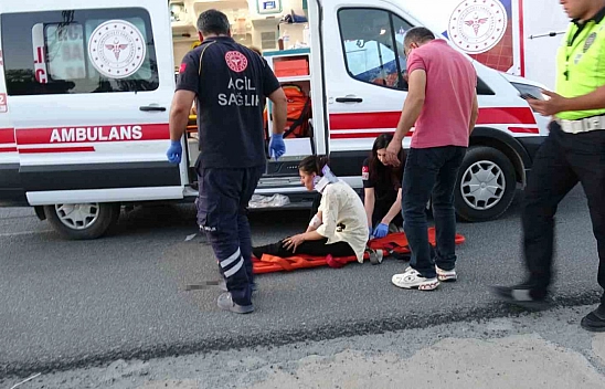 Mevsimlik tarım işçilerini taşıyan minibüs tıra çarptı: Çok sayıda yaralı var…