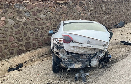 Malatya'da otomobil kanala savruldu: 1 yaralı