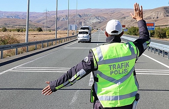 Malatya'da Trafikte Yeni Dönem Başlıyor: 'Kolonya Sürdüm' Bahanesi Tarih Oluyor,
