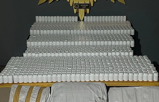 Malatya'da Uyuşturucu Satıcılarına Göz Açtırılmadı: 75 Bin Sentetik Hap Ele Geçirildi