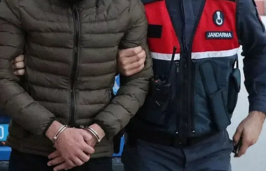 Malatya'da uyuşturucu operasyonu: Bin 454 sentetik hap ele geçirildi…