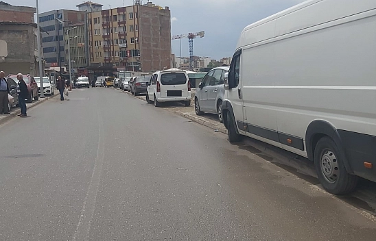 Malatya'da Vatandaşlar Nerede Yürüyecek? Kaldırımlar İşgal Altında!