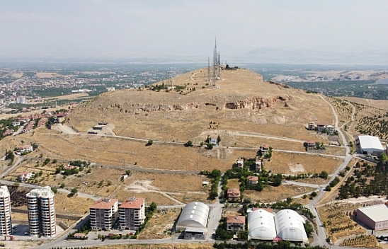 Malatya'da yaz günü binlerce vatandaşın elektriğini kestiler