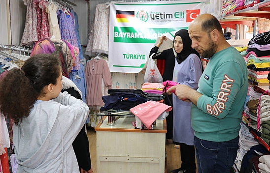 Malatya'da yetimlere bayram sevinci yaşatıldı