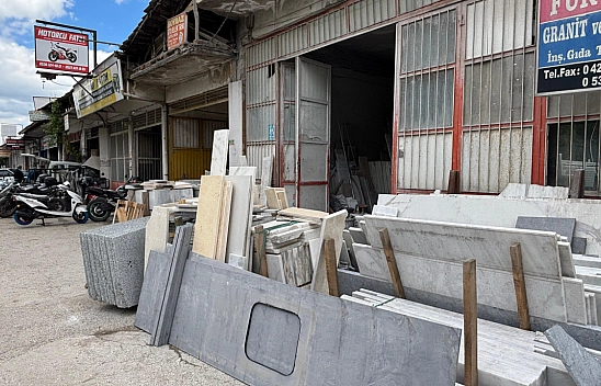 Malatya'da yıkım bilmecesi: Ne giden kurtuldu ne kalan!