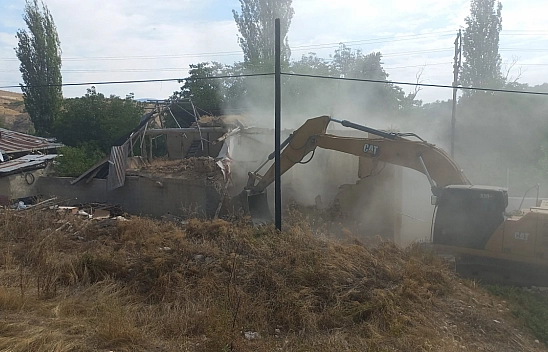 Malatya'da yıkım çalışmaları başladı