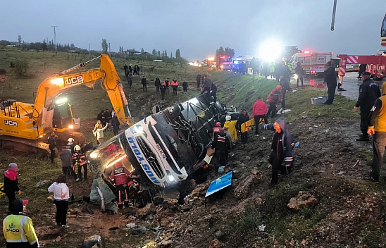 Malatya'da yolcu otobüsü şarampole devrilmişti: Yaralıların durumu belli oldu